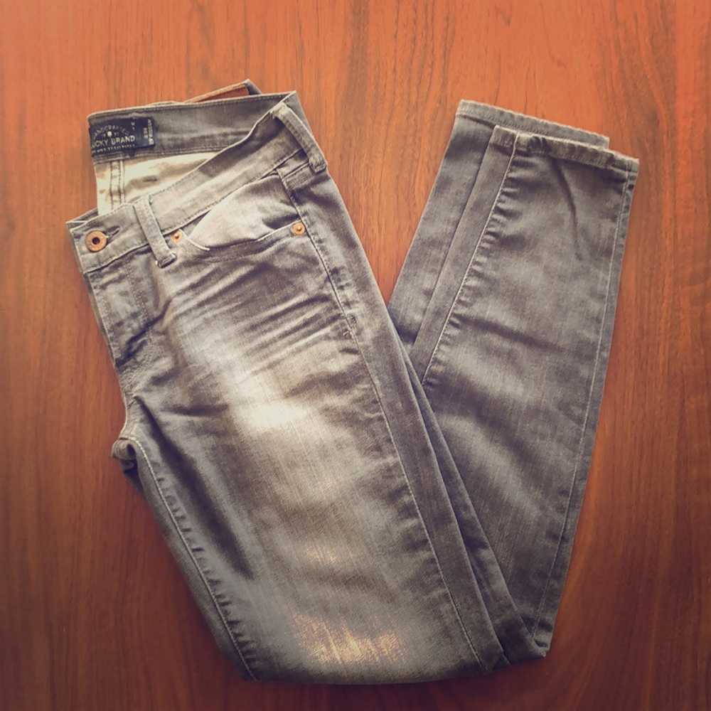Lucky Brand gray jeans!
